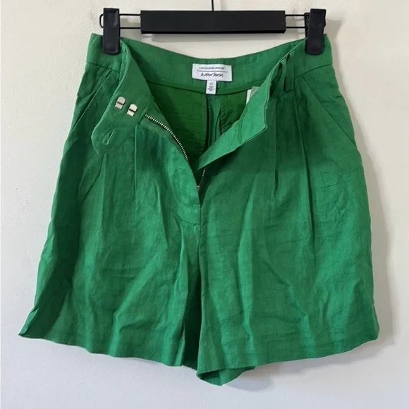 & Other Stories Relaxed Linen Shorts Green Size 0 NWT - Picture 3 of 9